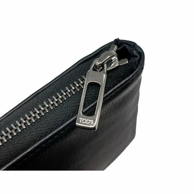 TOD'S - 未使用品!TOD'S【トッズ】レザー L字ファスナー長財布