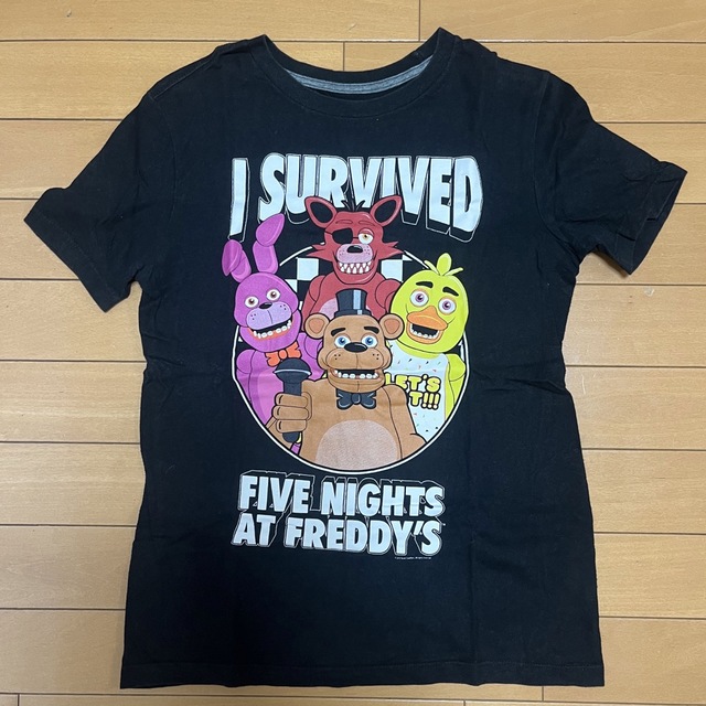 Old Navy(オールドネイビー)のFive Nights at Freddy's   Tシャツ　150㎝ キッズ/ベビー/マタニティのキッズ服男の子用(90cm~)(Tシャツ/カットソー)の商品写真