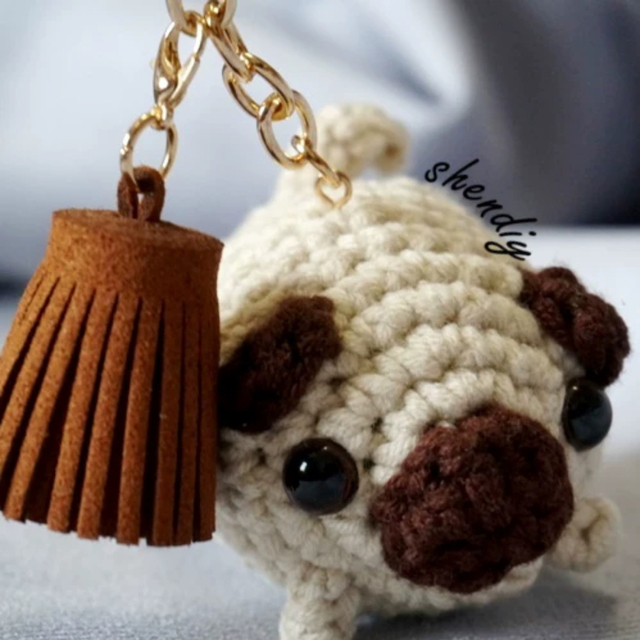 パグ チャーム　ハンドメイド パグ雑貨　pug | フリマアプリ ラクマ