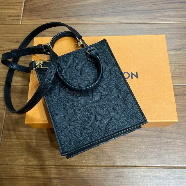 安い値段LOUIS VUITTON - ルイヴィトン プティットサックプラ ...