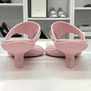 PRADA - 6079 プラダ レザー ロゴ トングサンダル ピンクの通販 by