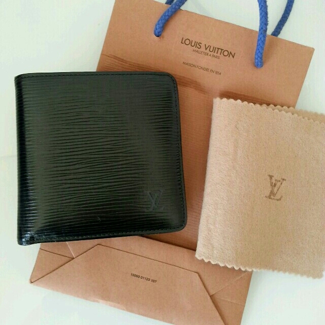 LOUIS VUITTON(ルイヴィトン)のmore様専用 中古品☆ルイヴィトン☆財布 正規品 メンズのファッション小物(折り財布)の商品写真