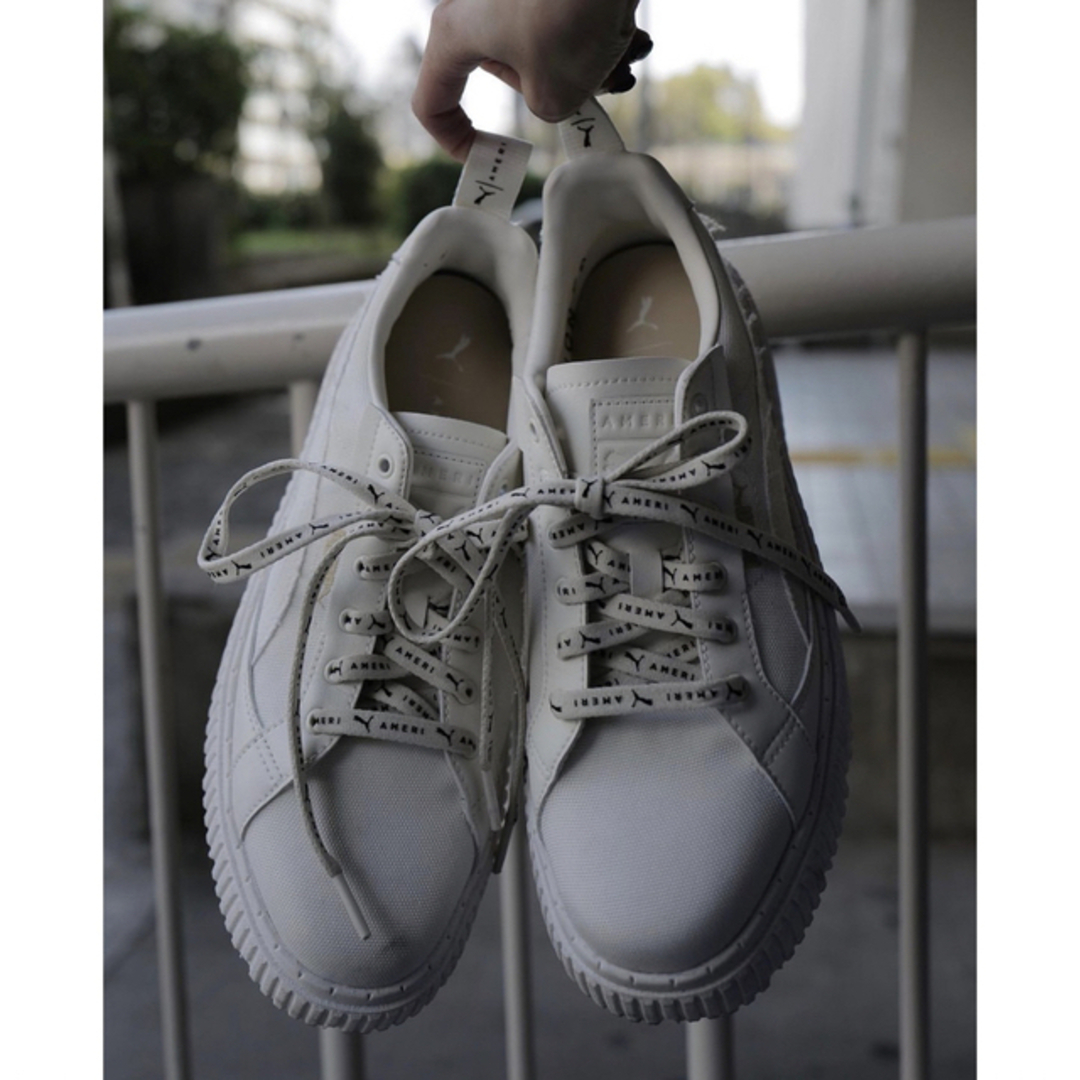 Ameri VINTAGE(アメリヴィンテージ)のウィメンズPUMA✖️AMERI ディナーラ　スニーカー　新品未使用 レディースの靴/シューズ(スニーカー)の商品写真