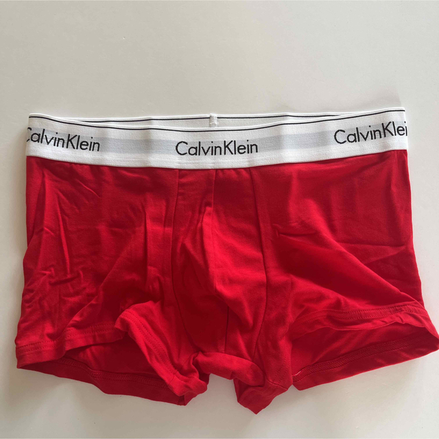 Calvin Klein(カルバンクライン)のカルバンクライン　メンズボクサー　SM-M レッド　赤　メンズインナーウエア メンズのアンダーウェア(ボクサーパンツ)の商品写真