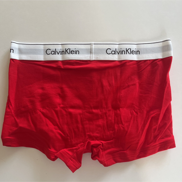 Calvin Klein(カルバンクライン)のカルバンクライン　メンズボクサー　SM-M レッド　赤　メンズインナーウエア メンズのアンダーウェア(ボクサーパンツ)の商品写真