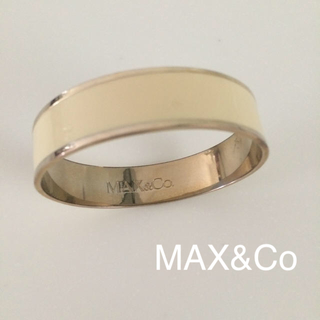 マックスアンドコー(Max & Co.)のMAX&Co バングル(ブレスレット/バングル)