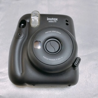 フジフイルム(富士フイルム)のチェキ　instaxmini11(フィルムカメラ)