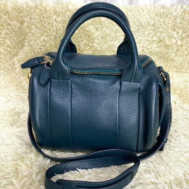 Alexander Wang(アレキサンダーワン)の美品✨ アレキサンダーワン ロッキー ショルダーバッグ 2way スタッズ レディースのバッグ(ショルダーバッグ)の商品写真