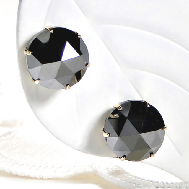 新品 K18 ブラックダイヤモンド 18金ピアス 刻印あり上質日本製 ペアの