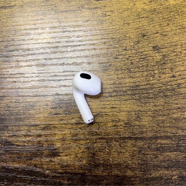 Apple Airpods第3世代　左側