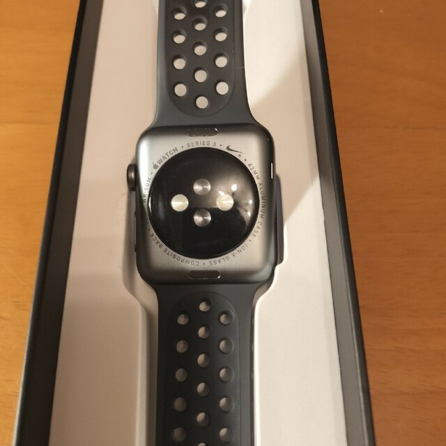 Apple Watch(アップルウォッチ)のAPPLE WATCH3 NIKE+ 42 メンズの時計(その他)の商品写真