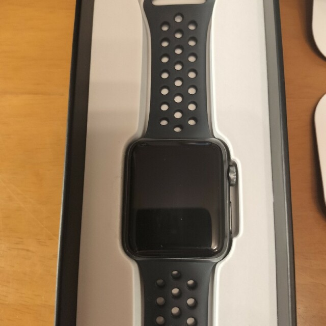 Apple Watch(アップルウォッチ)のAPPLE WATCH3 NIKE+ 42 メンズの時計(その他)の商品写真