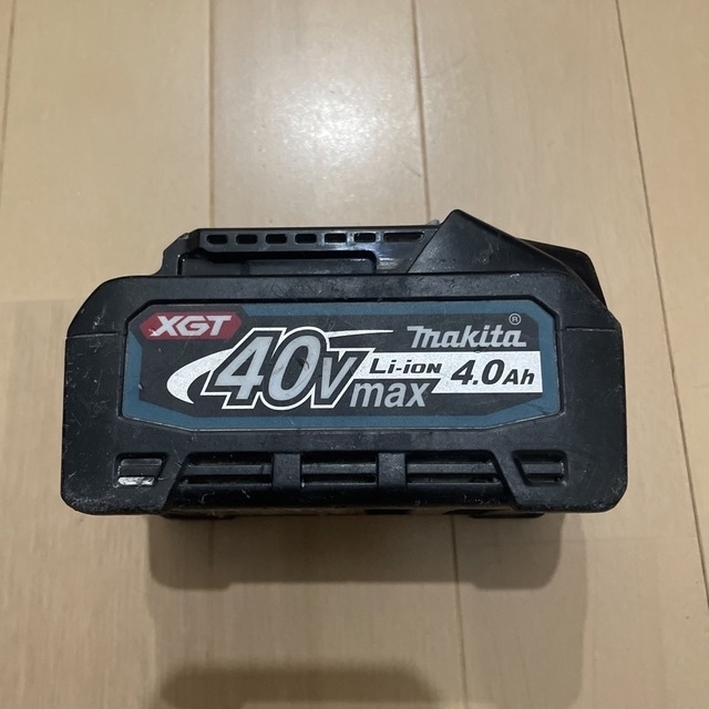 マキタ　XGTバッテリーBL4040/＊印付き