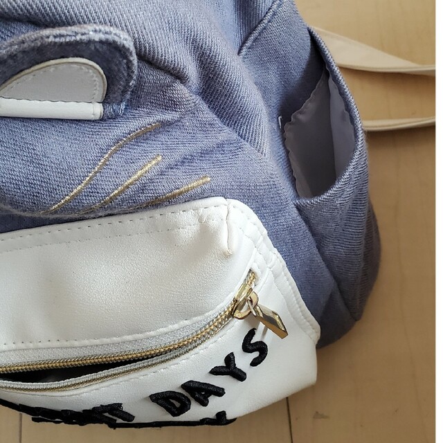 猫リュックサック　デニム素材 メンズのバッグ(バッグパック/リュック)の商品写真