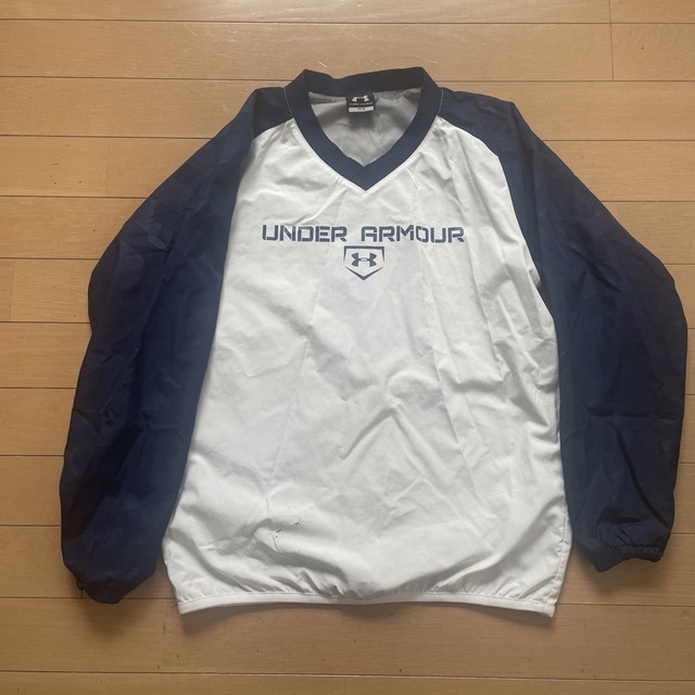 UNDER ARMOUR(アンダーアーマー)のアンダーアーマー☆Vジャン☆YLG キッズ/ベビー/マタニティのキッズ服男の子用(90cm~)(ジャケット/上着)の商品写真