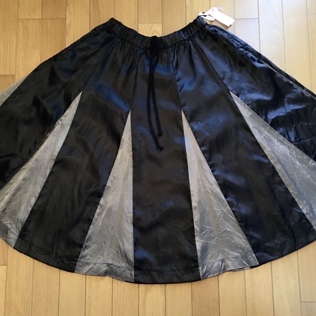 COMME des GARCONS コムデギャルソン スカート COMME des GARCONS コムデギャルソン スカート