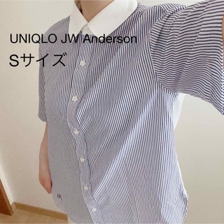 ユニクロ(UNIQLO)のUNIQLO JW ANDERSONコラボ ストライプリラックスシャツ（半袖）(シャツ/ブラウス(半袖/袖なし))