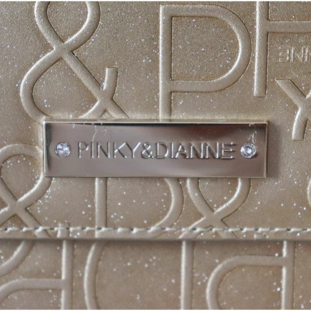 Pinky&Dianne(ピンキーアンドダイアン)の新品タグ付き【 ピンキー&ダイアン】本革 ドルチェ二つ折り長財布 レディースのファッション小物(財布)の商品写真