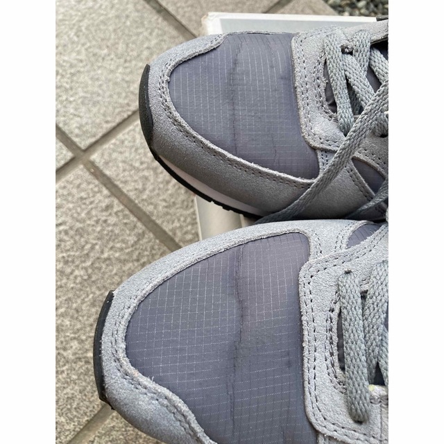 New Balance(ニューバランス)の【送料込み】　ニューバランス　420 グレー　サイズ23.5 レディースの靴/シューズ(スニーカー)の商品写真