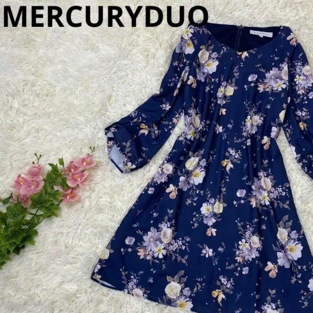 MERCURYDUO(マーキュリーデュオ)のMERCURYDUO　マーキュリーデュオ　花柄　ワンピース　レディース　花柄 レディースのワンピース(ひざ丈ワンピース)の商品写真