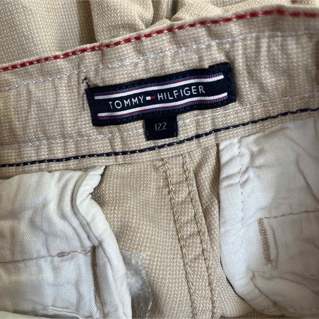 TOMMY HILFIGER(トミーヒルフィガー)のハーフパンツ キッズ/ベビー/マタニティのキッズ服男の子用(90cm~)(パンツ/スパッツ)の商品写真