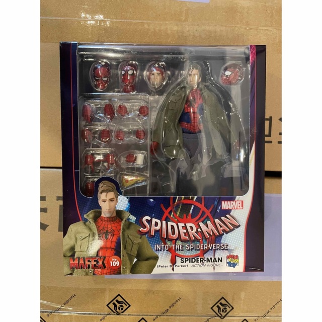 MAFEX SPIDER-MAN Peter B. Parker