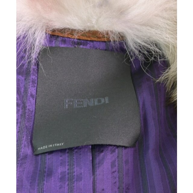 FENDI(フェンディ)のFENDI フェンディ ブルゾン（その他） F ベージュ系 【古着】【中古】 レディースのジャケット/アウター(その他)の商品写真