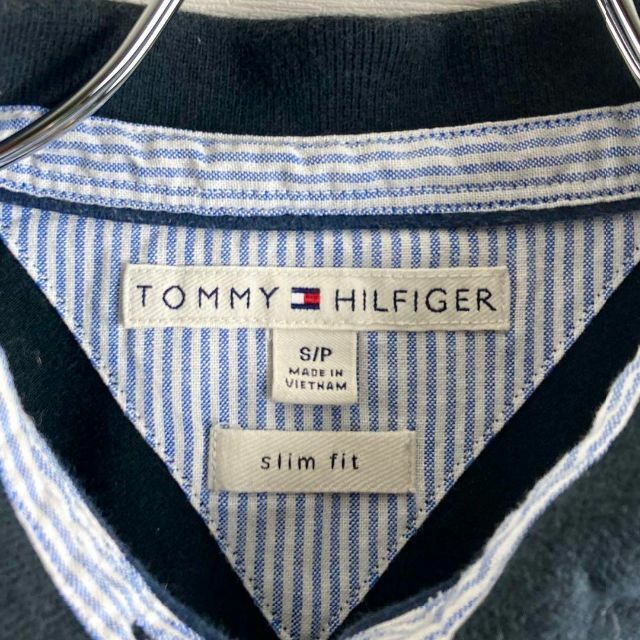 TOMMY HILFIGER(トミーヒルフィガー)のTOMMYHILFIGER トミーヒルフィガー ワンポイント刺繍ロゴ ポロシャツ レディースのトップス(ポロシャツ)の商品写真