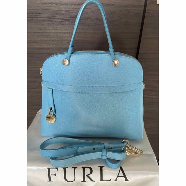 水色【FURLA】パイパーショルダーバックM