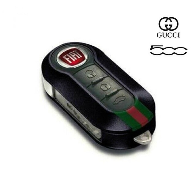 Gucci(グッチ)のFIAT フィアット 500 純正 アクセサリー キーカバーキット GUCC 自動車/バイクの自動車(車外アクセサリ)の商品写真