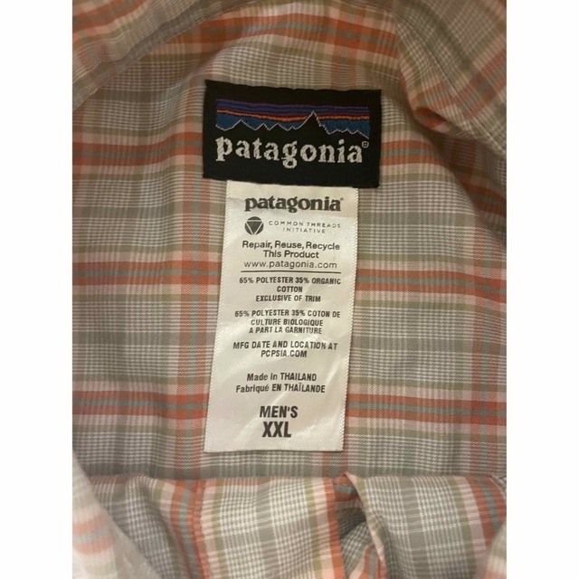 patagonia(パタゴニア)の古着　チェックシャツ　レッド　2XL ゆるだぼ　半袖　パタゴニア　ストリート メンズのトップス(シャツ)の商品写真