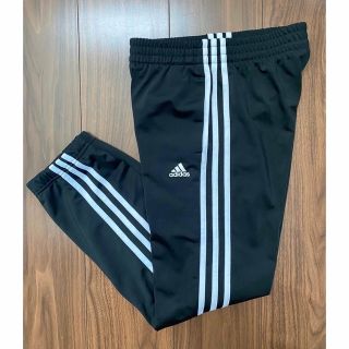 アディダス(adidas)のadidas キッズ　ジャージ　ズボン　140 男の子(パンツ/スパッツ)