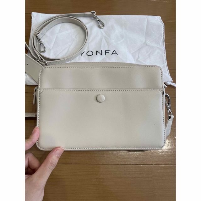 YONFA square shoulder (パイソン) 美品レディース - ショルダーバッグ