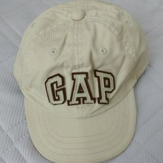 ギャップ(GAP)の子供用　帽子　GAP　ベージュ(帽子)