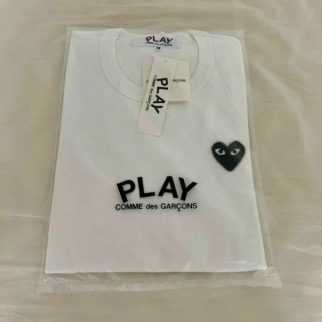 COMME des GARCONS(コムデギャルソン)のPLAY COMME des GARCONS Tシャツ レディースのトップス(Tシャツ(半袖/袖なし))の商品写真