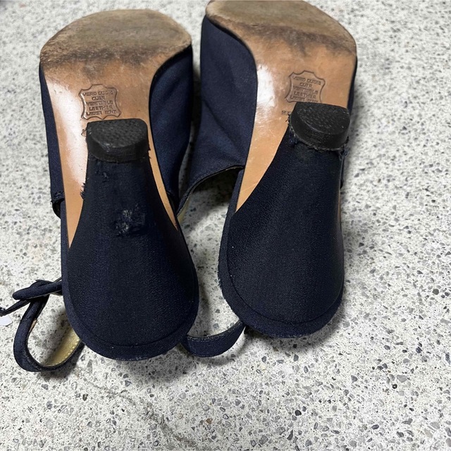Bottega Veneta(ボッテガヴェネタ)のBOTTEGA VENETB バックストラップパンプス レディースの靴/シューズ(ハイヒール/パンプス)の商品写真