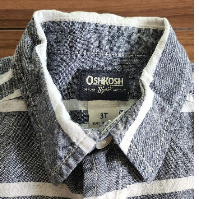 OshKosh(オシュコシュ)のOSHKOSHシャツ3T キッズ/ベビー/マタニティのキッズ服男の子用(90cm~)(ブラウス)の商品写真