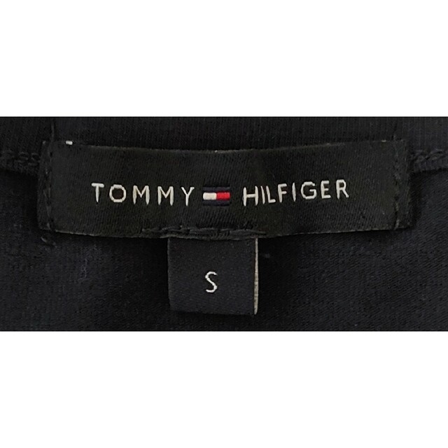 TOMMY HILFIGER(トミーヒルフィガー)の【美品】TOMMY HILFIGER(トミーヒルフィガー)レディースTシャツ S レディースのトップス(Tシャツ(半袖/袖なし))の商品写真