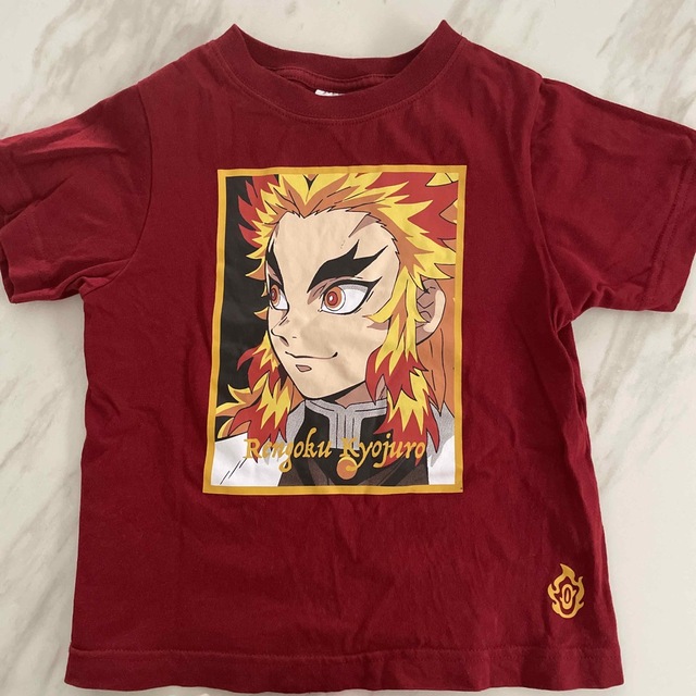 GU(ジーユー)の鬼滅の刃　煉獄　サイズ110 キッズ/ベビー/マタニティのキッズ服男の子用(90cm~)(Tシャツ/カットソー)の商品写真