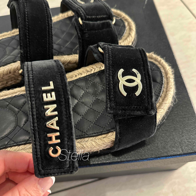 CHANEL(シャネル)の【やむやむさん専用】CHANEL サンダル　 レディースの靴/シューズ(サンダル)の商品写真