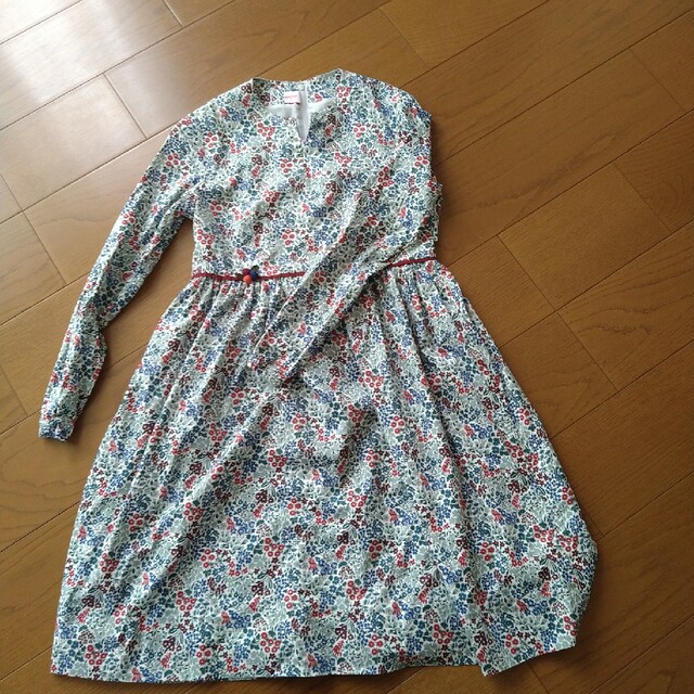 familiar(ファミリア)のファミリア  ワンピース  160cm キッズ/ベビー/マタニティのキッズ服女の子用(90cm~)(ワンピース)の商品写真