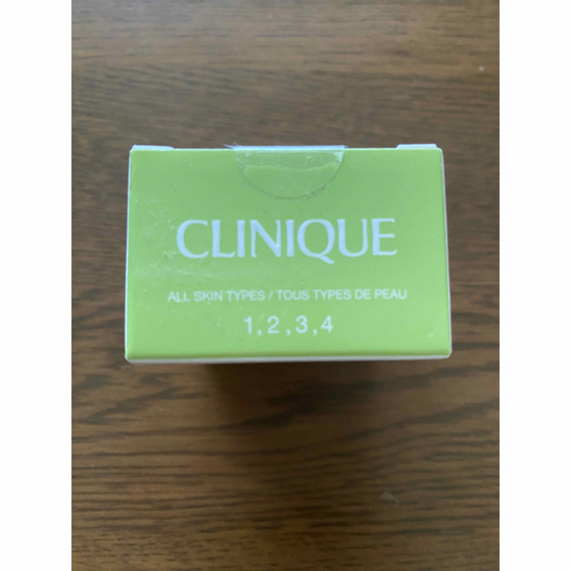 CLINIQUE ピュリファイング クレンジング ブラシ ヘッド　1個