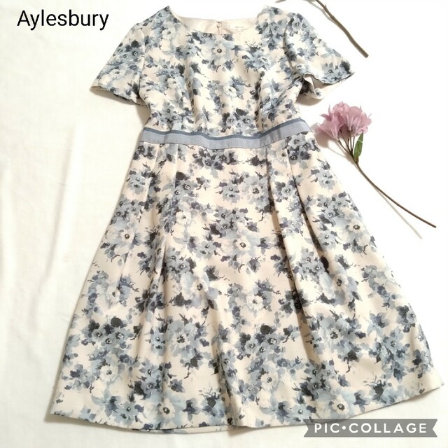 Aylesbury(アリスバーリー)のアリスバーリーウエストマーク付きフラワーワンピース レディースのワンピース(ひざ丈ワンピース)の商品写真