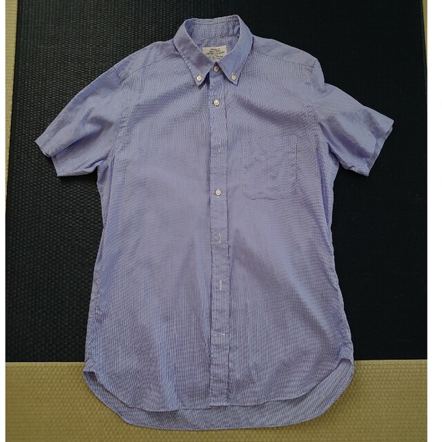 UNITED ARROWS(ユナイテッドアローズ)のUNITED　ARROWS　青　ワイシャツ メンズのトップス(Tシャツ/カットソー(半袖/袖なし))の商品写真