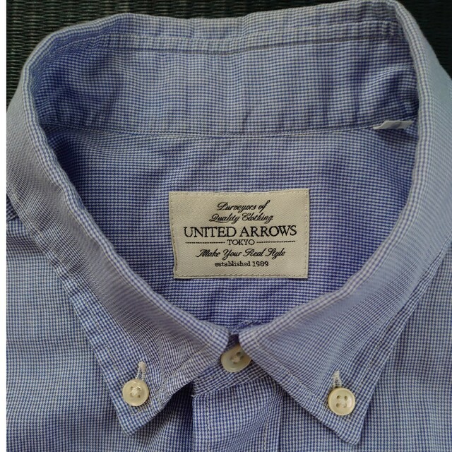 UNITED ARROWS(ユナイテッドアローズ)のUNITED　ARROWS　青　ワイシャツ メンズのトップス(Tシャツ/カットソー(半袖/袖なし))の商品写真