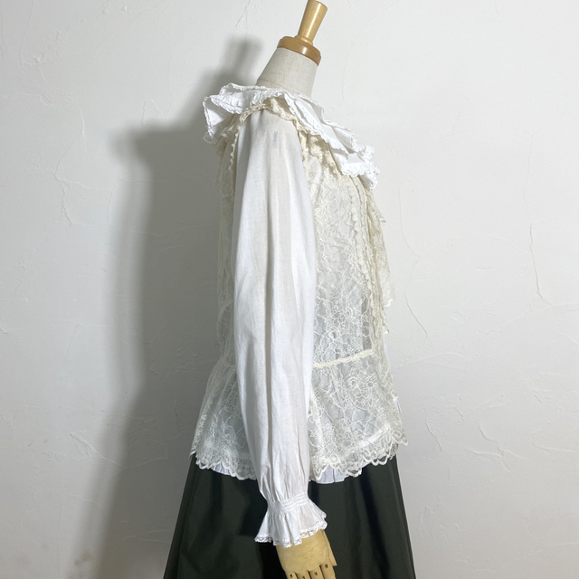 お直しあり　総刺繍ブラウスJKとロングスカート　サイズ11 白系インゲボルグ