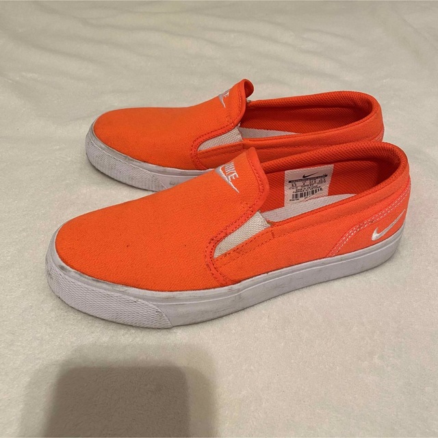 NIKE(ナイキ)のNIKE🍊スリッポン レディースの靴/シューズ(スニーカー)の商品写真