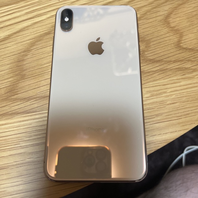 iPhone(アイフォーン)のiPhoneXS MAX ゴールド 256GB スマホ/家電/カメラのスマートフォン/携帯電話(スマートフォン本体)の商品写真