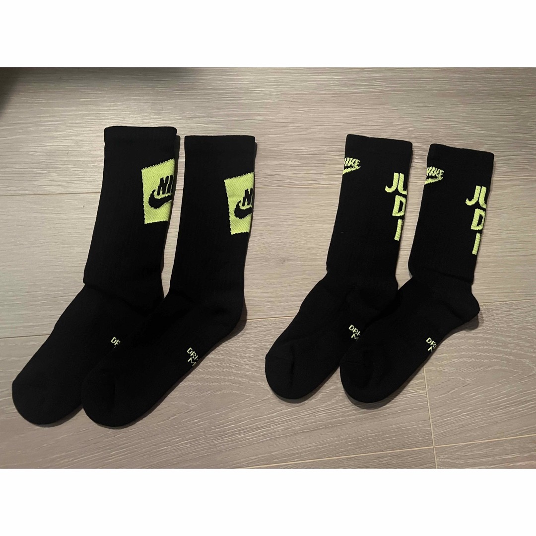 NIKE(ナイキ)の(専用)NIKE 靴下　21〜23㎝(S)2点セット レディースのレッグウェア(ソックス)の商品写真