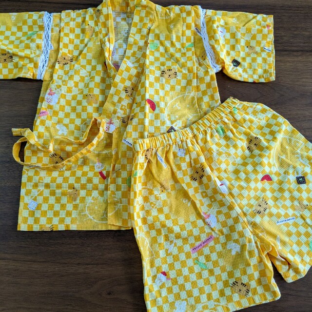 子ども服　甚平　90 キッズ/ベビー/マタニティのキッズ服女の子用(90cm~)(甚平/浴衣)の商品写真